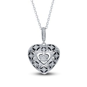 Neil Lane 1/5 to carat necklace